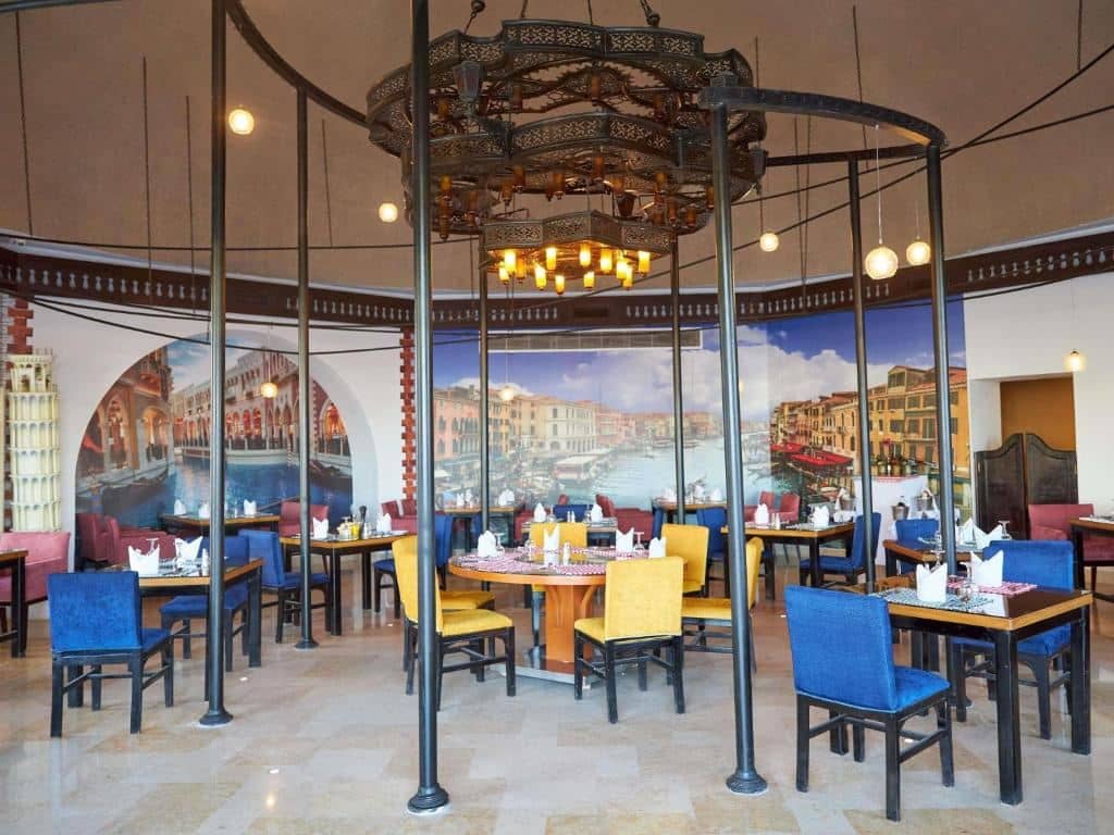 restaurants-restaurants
