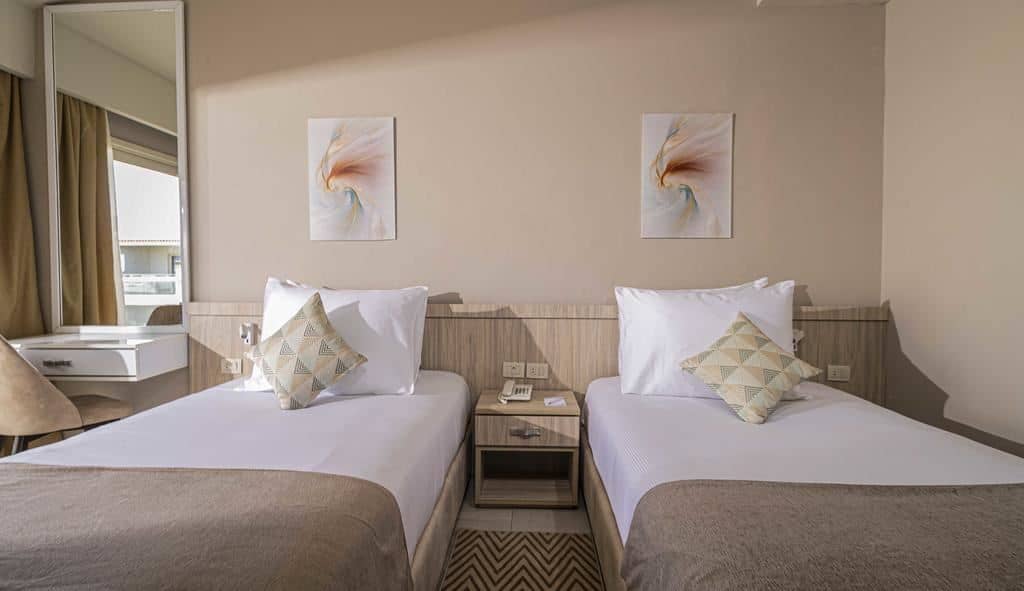 rooms-room-standard-garden-view