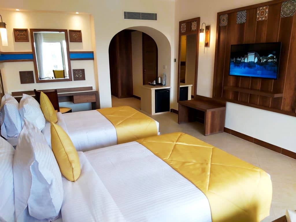 rooms-classic-room