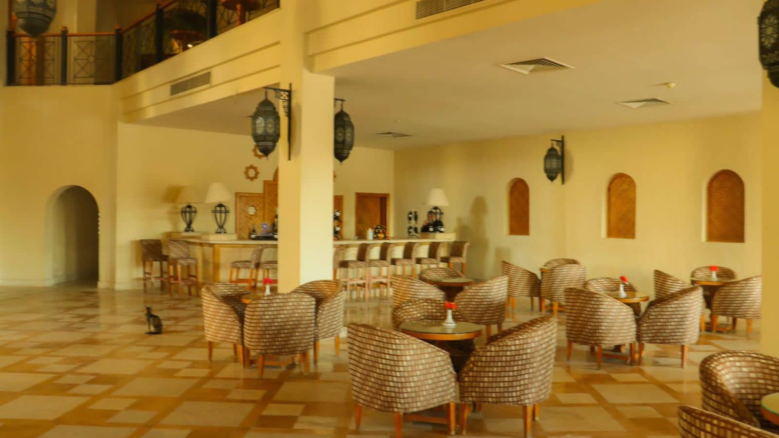 restaurants-lobby-bar