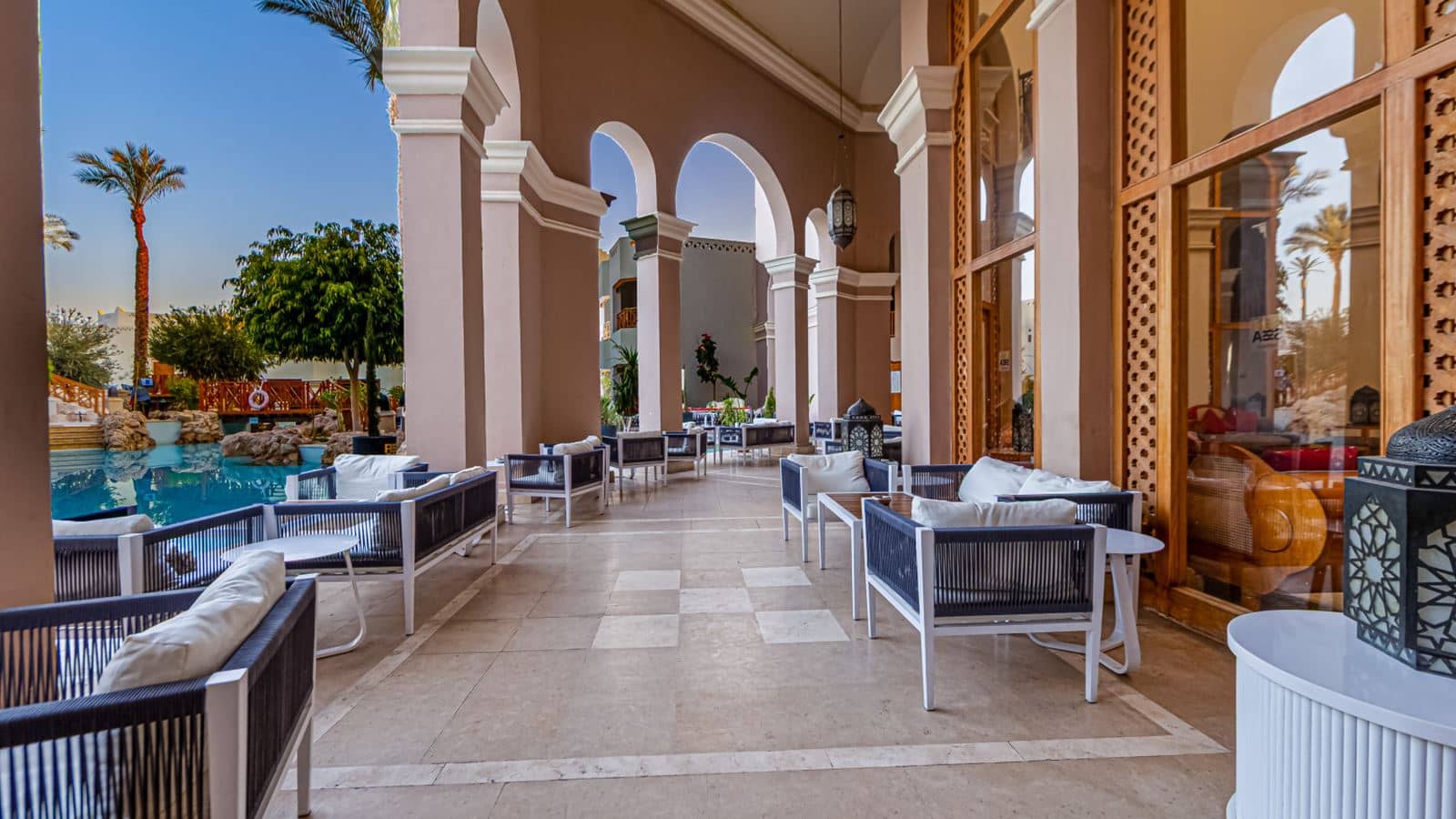 restaurants-lobby-bar