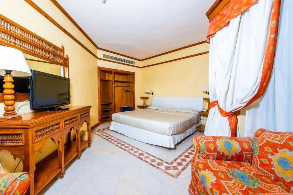 rooms-family-room