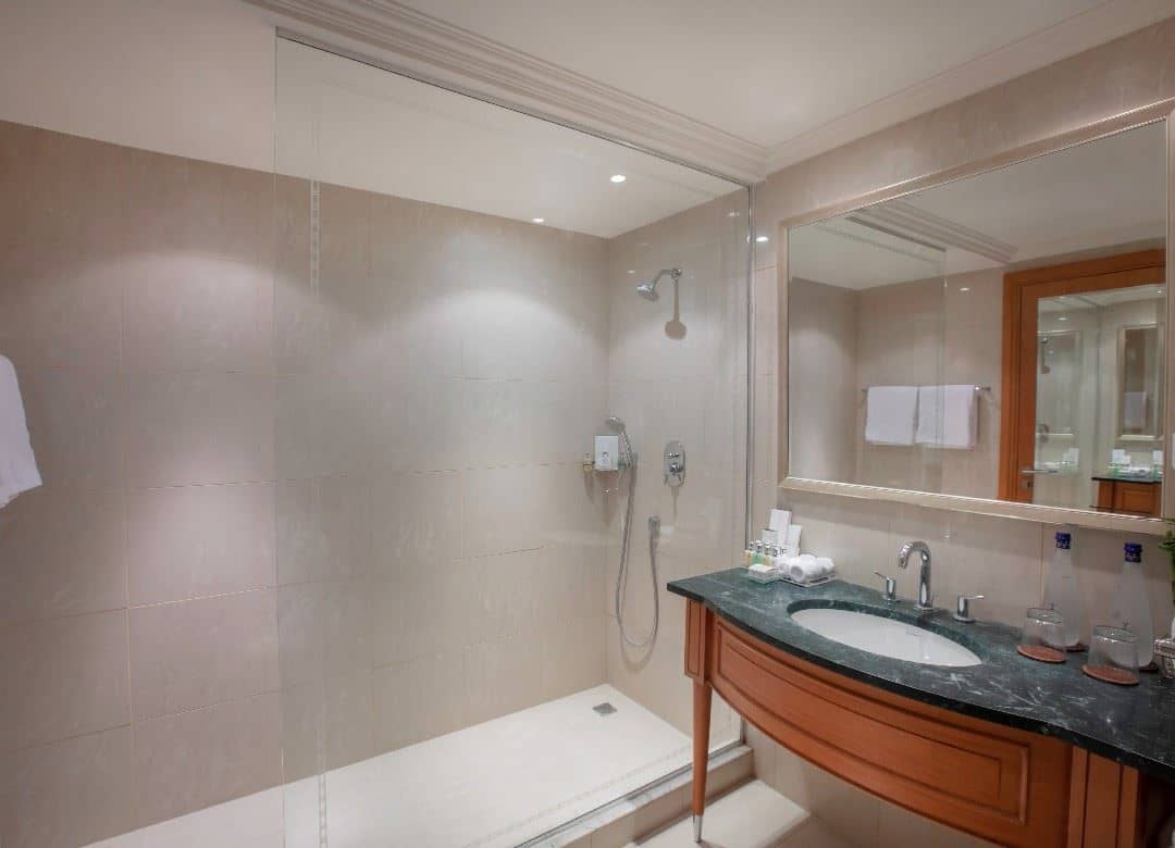 rooms-swiss-select-room-aqua