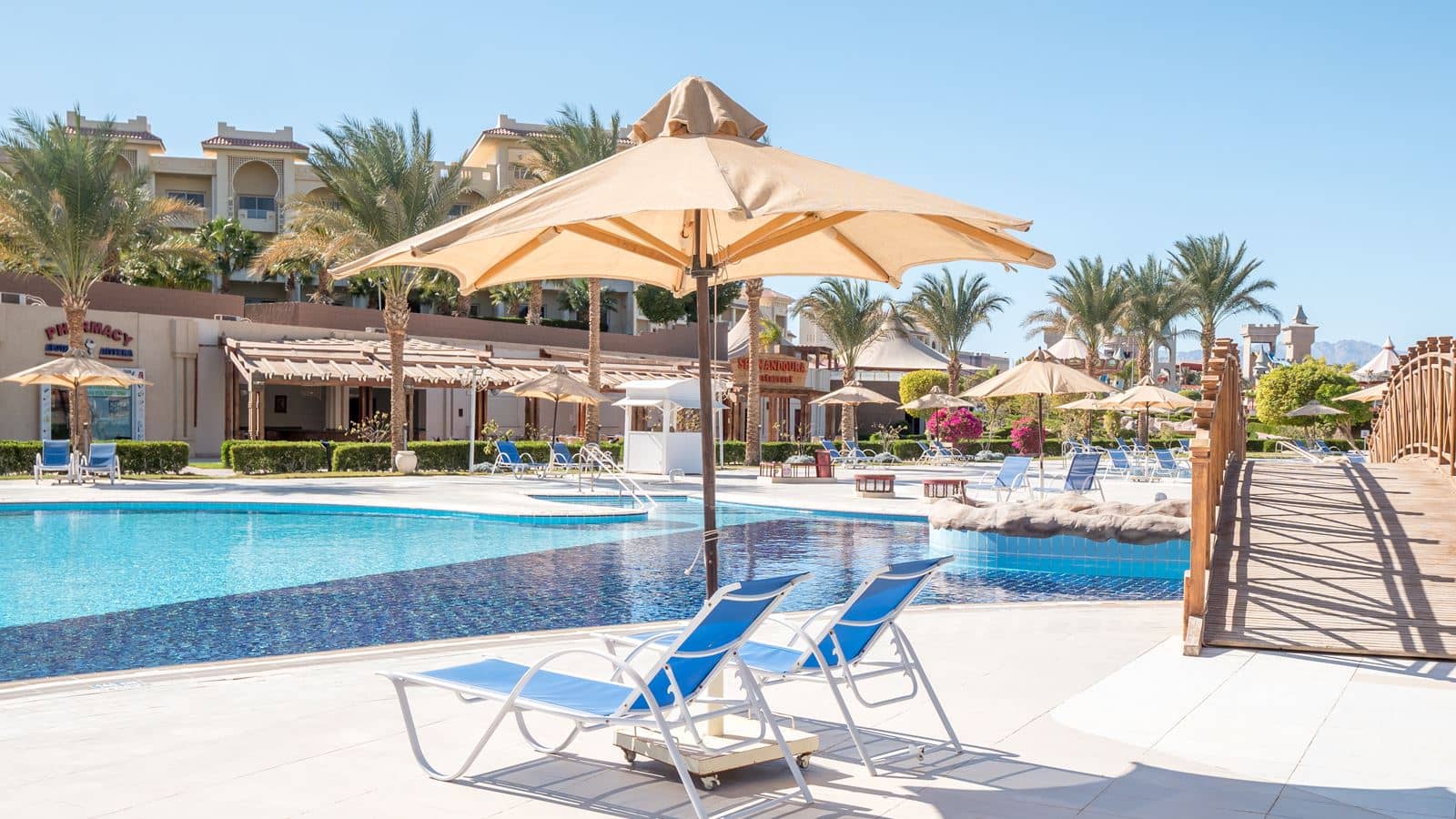 pools-outdoor-pool