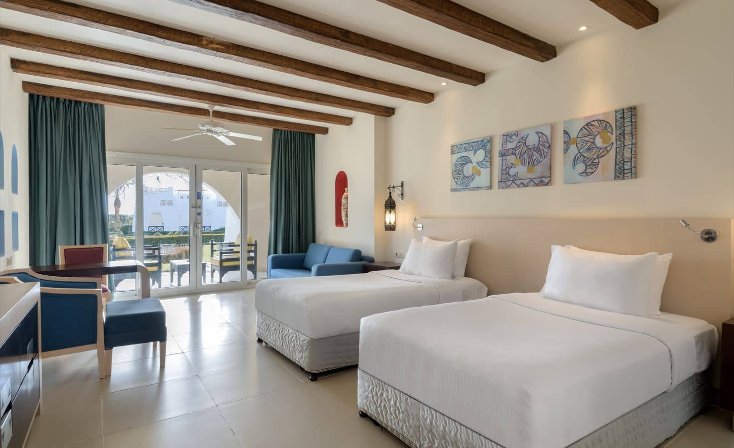 rooms-deluxe-room-garden-view
