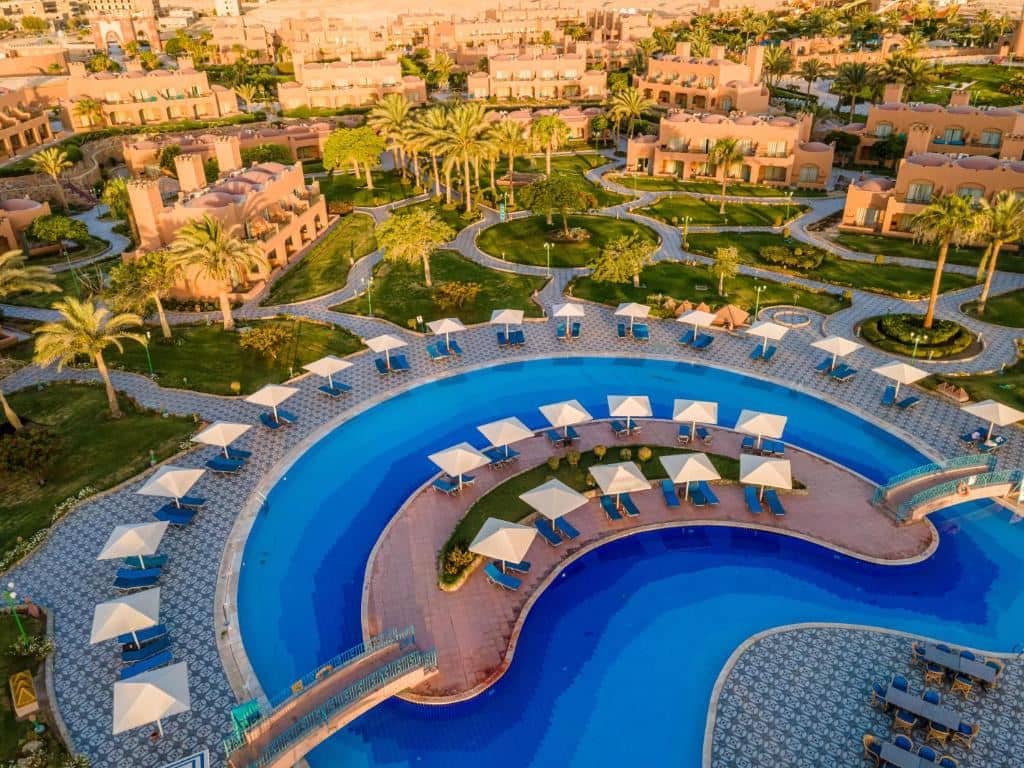 pools-pools