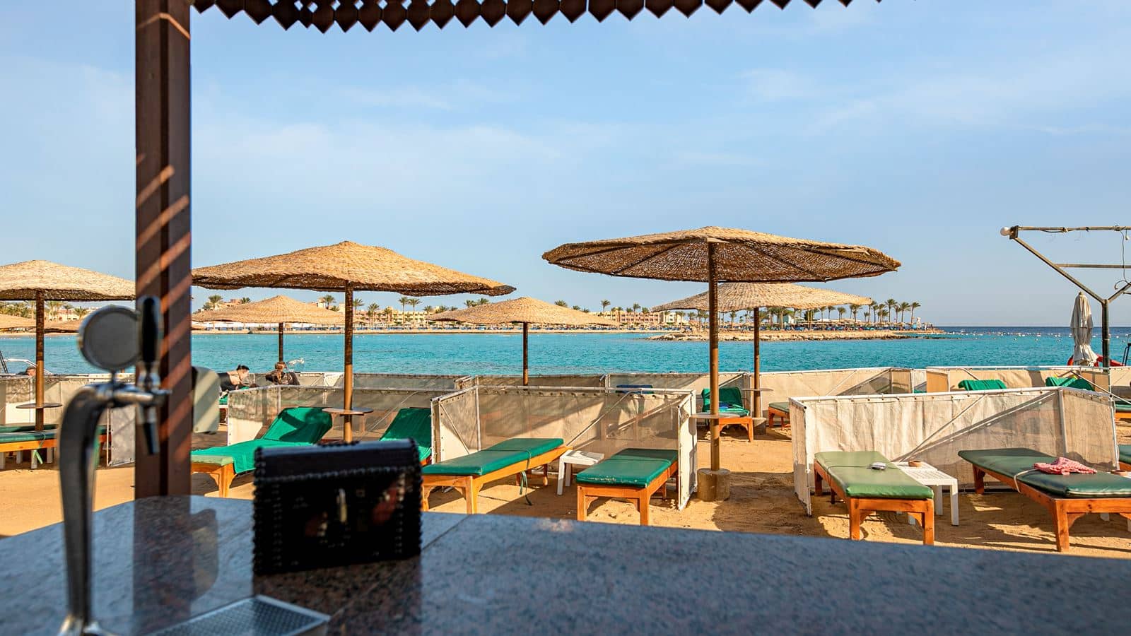 restaurants-palms-bar