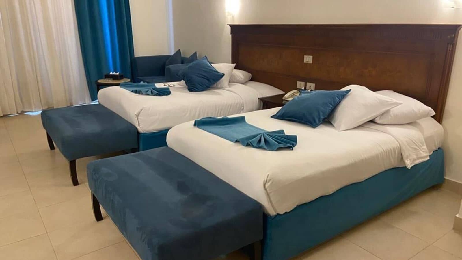 rooms-standard-room