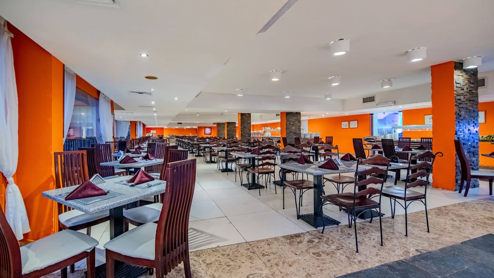 restaurants-hill-view