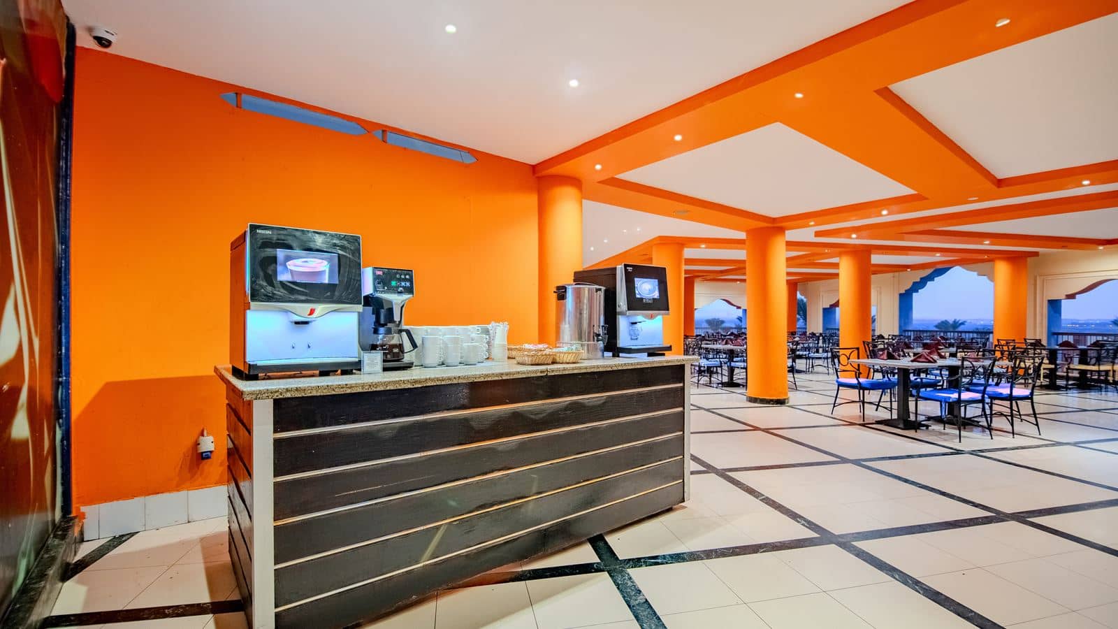 restaurants-hill-view