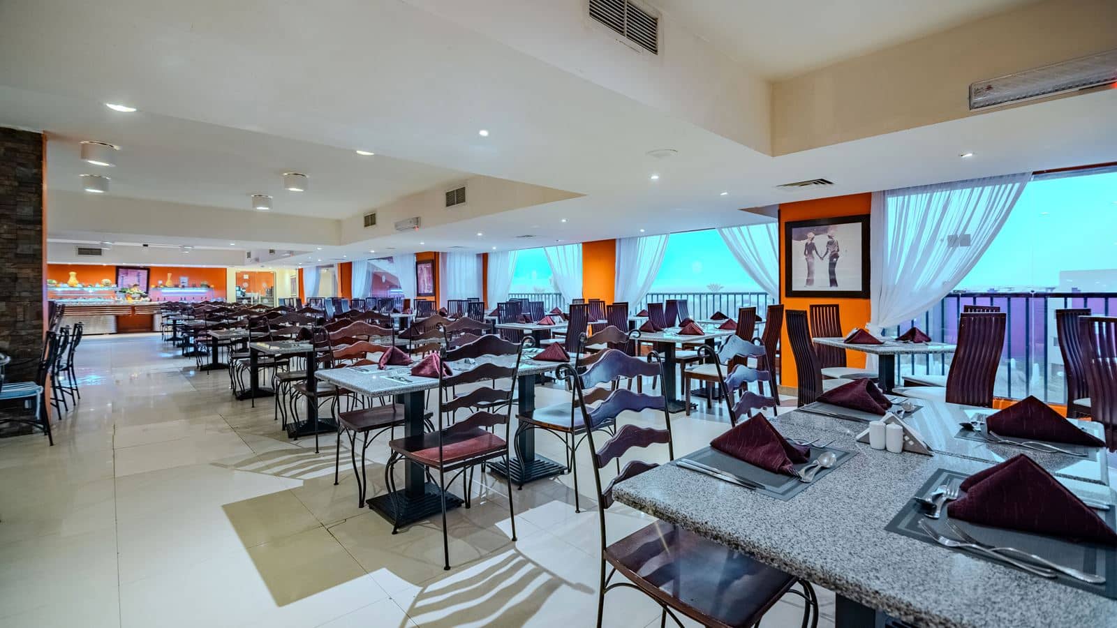 restaurants-hill-view