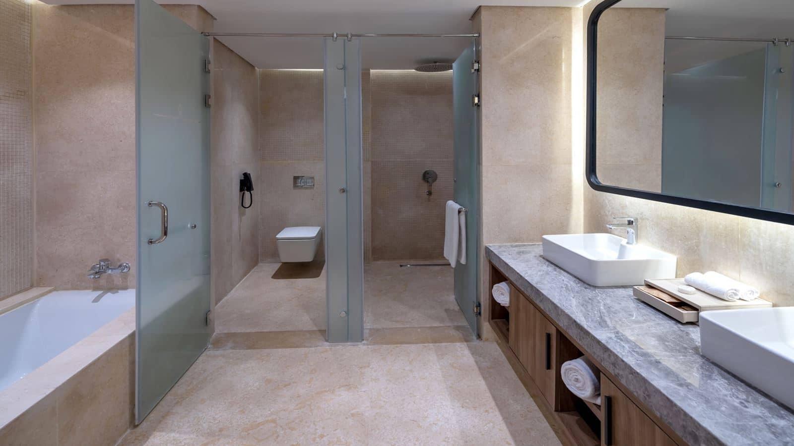 rooms-superior-room
