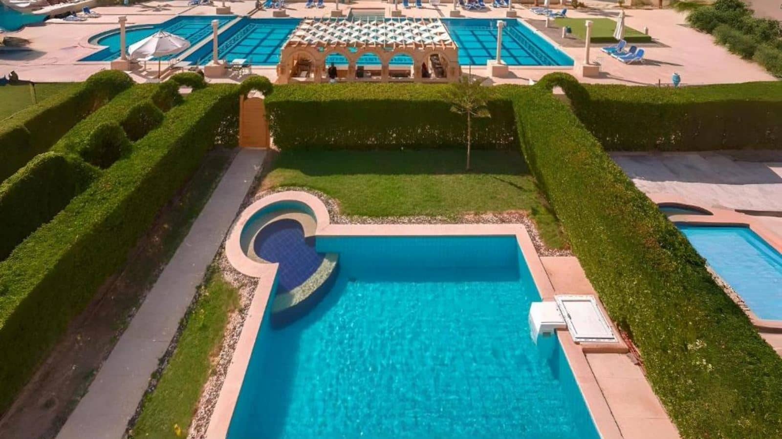 rooms-villa-private-pool