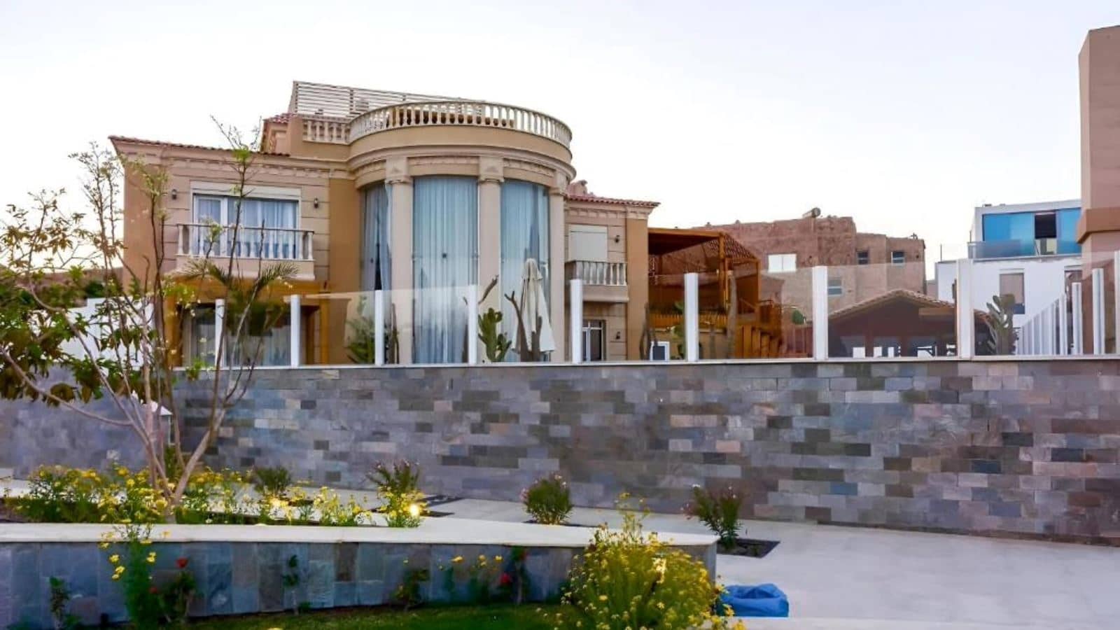 rooms-villa-private-pool