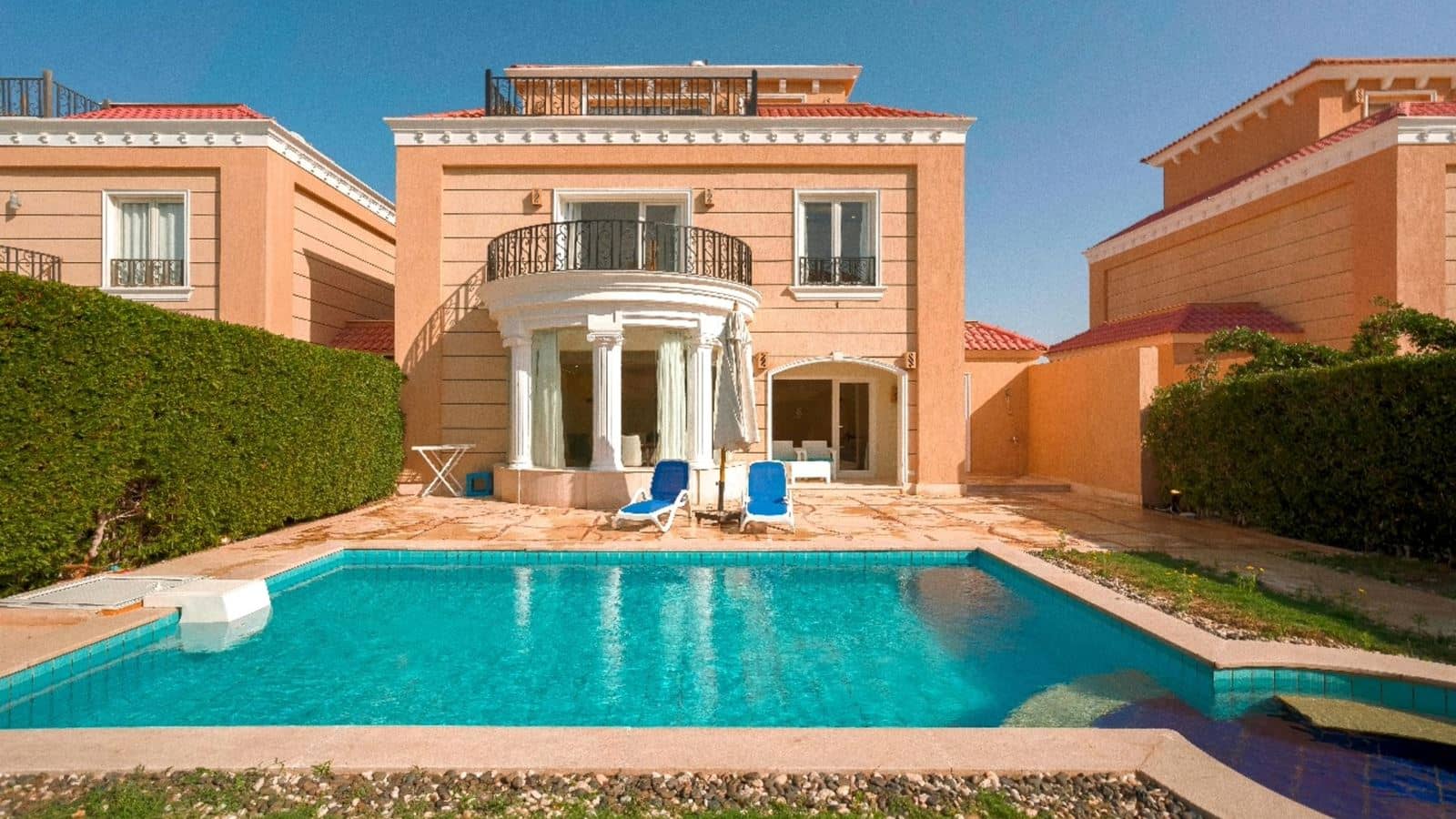 rooms-villa-private-pool