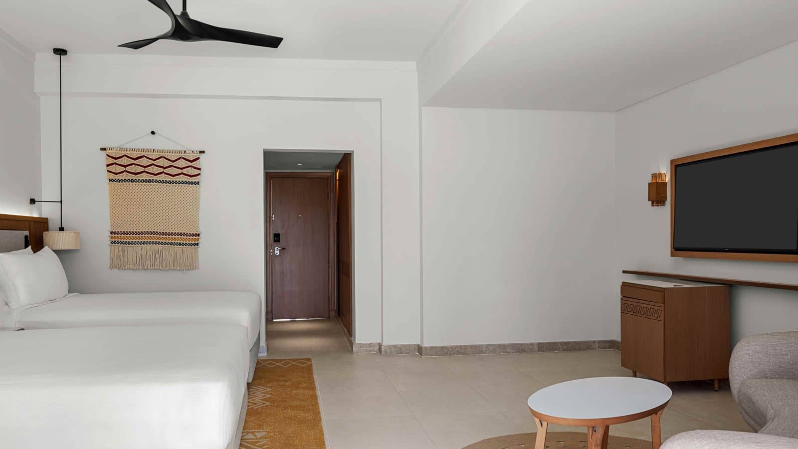 rooms-beachside-grand-premium-room-garden-or-pool-view
