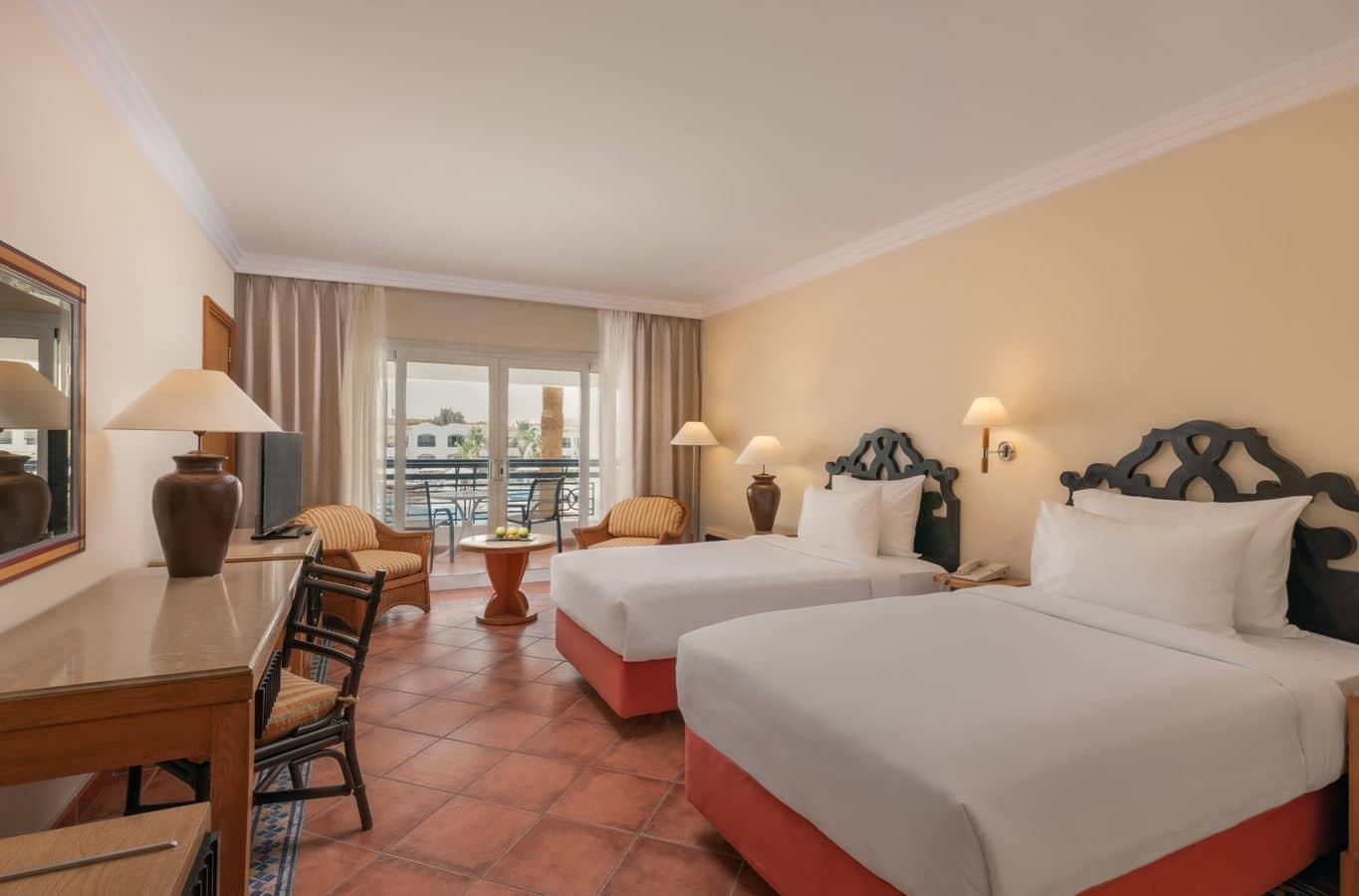 rooms-superior-pool-view-room