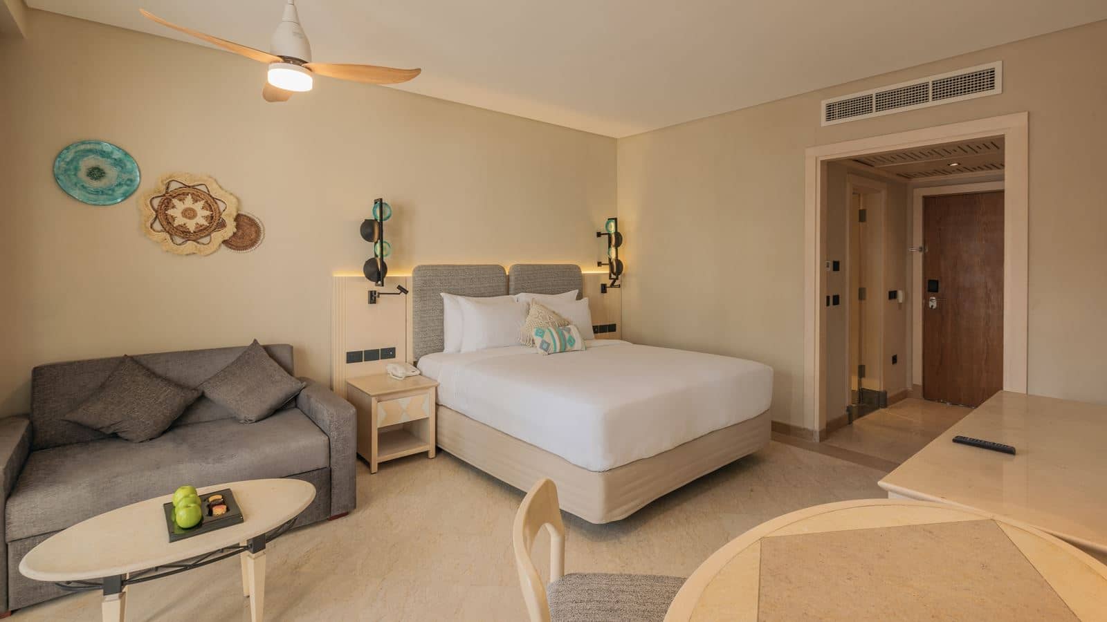 rooms-deluxe-room
