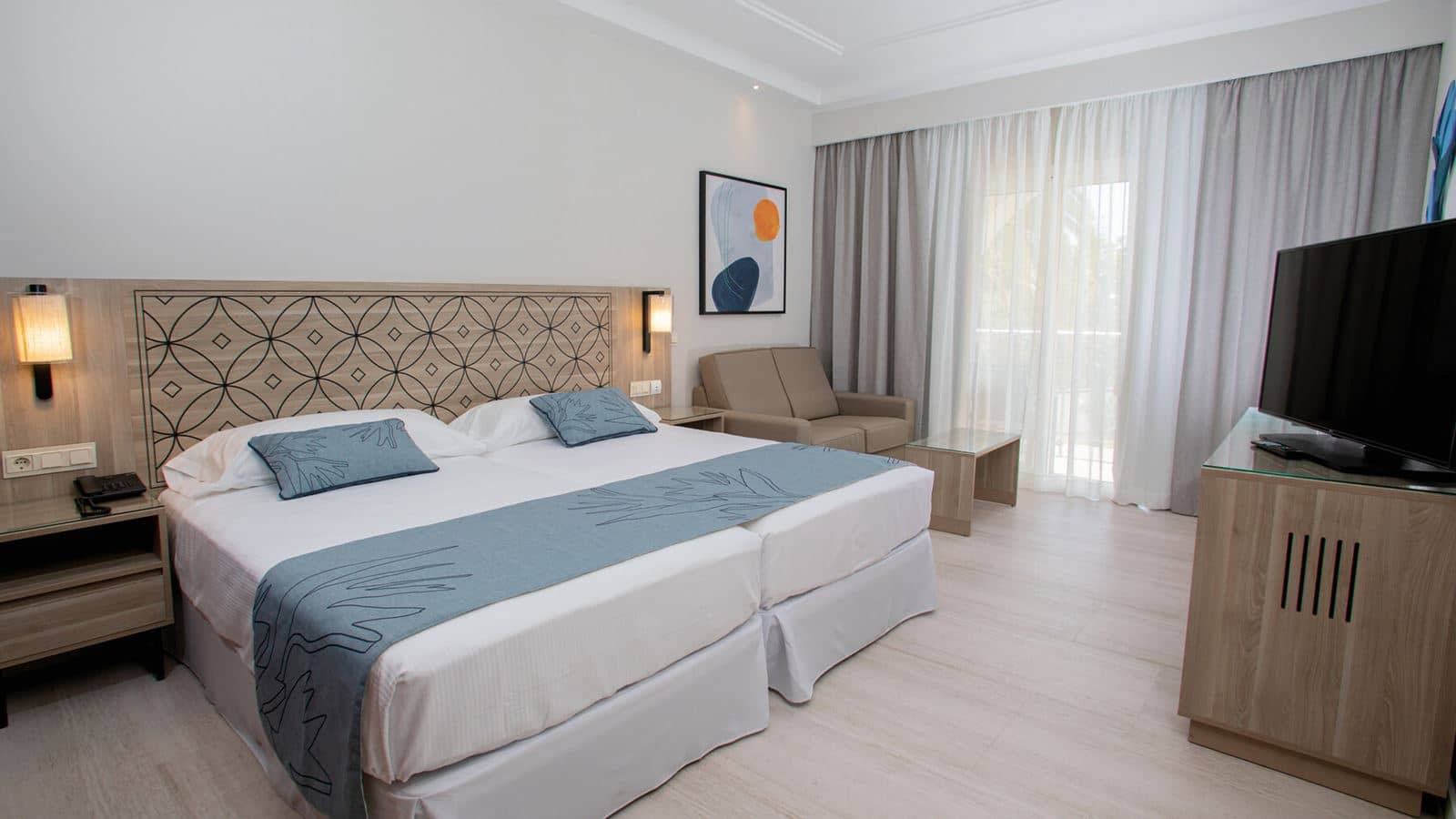 rooms-double-room-standard-balcony-or-terrace