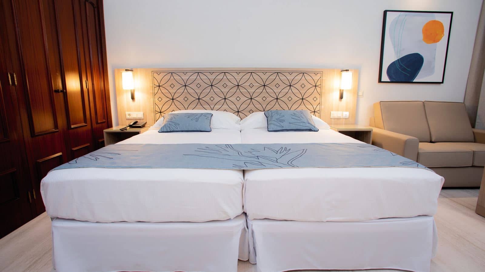 rooms-double-room-standard-balcony-or-terrace