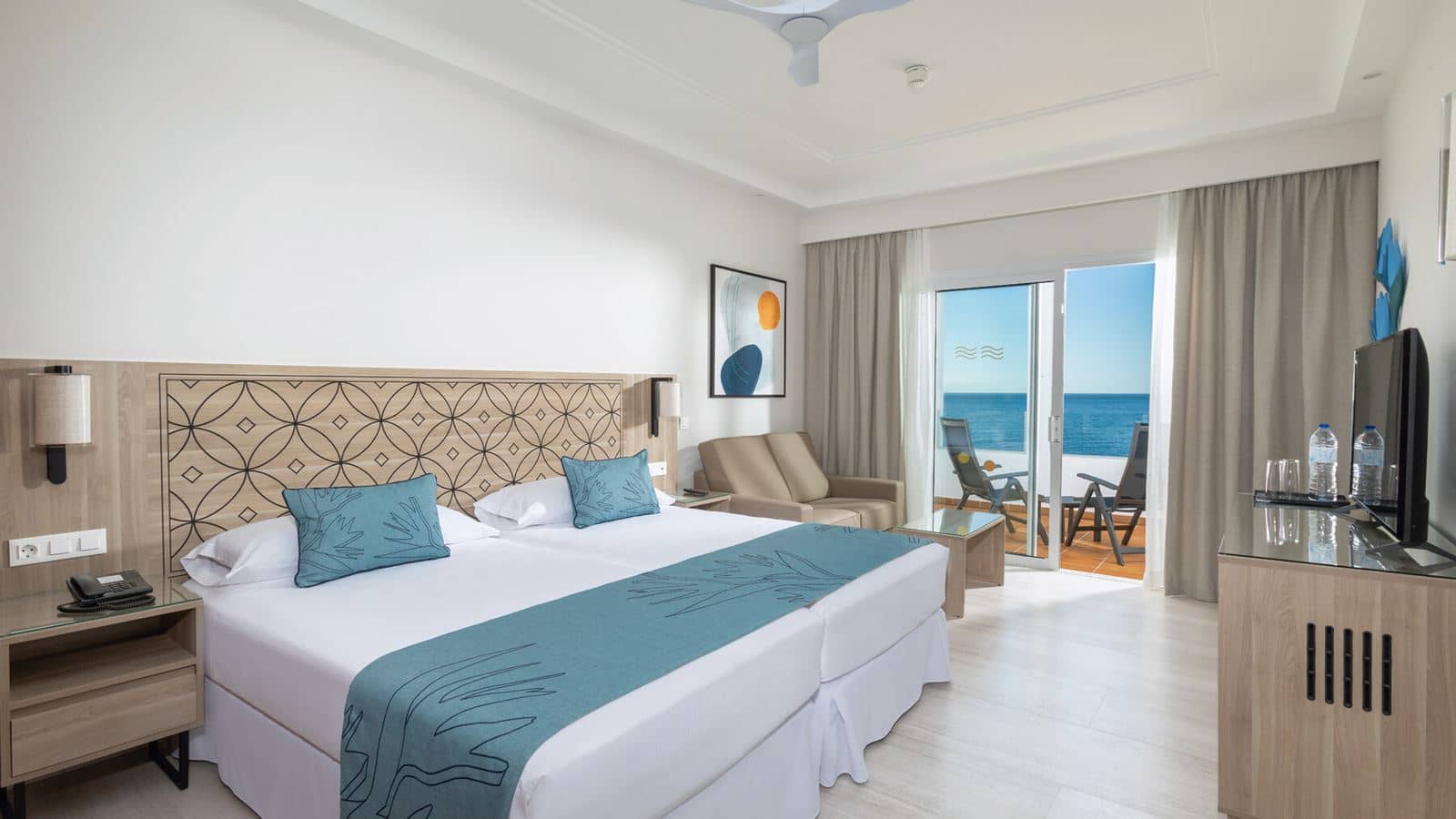 rooms-double-room-sea-view-balcony-or-terrace