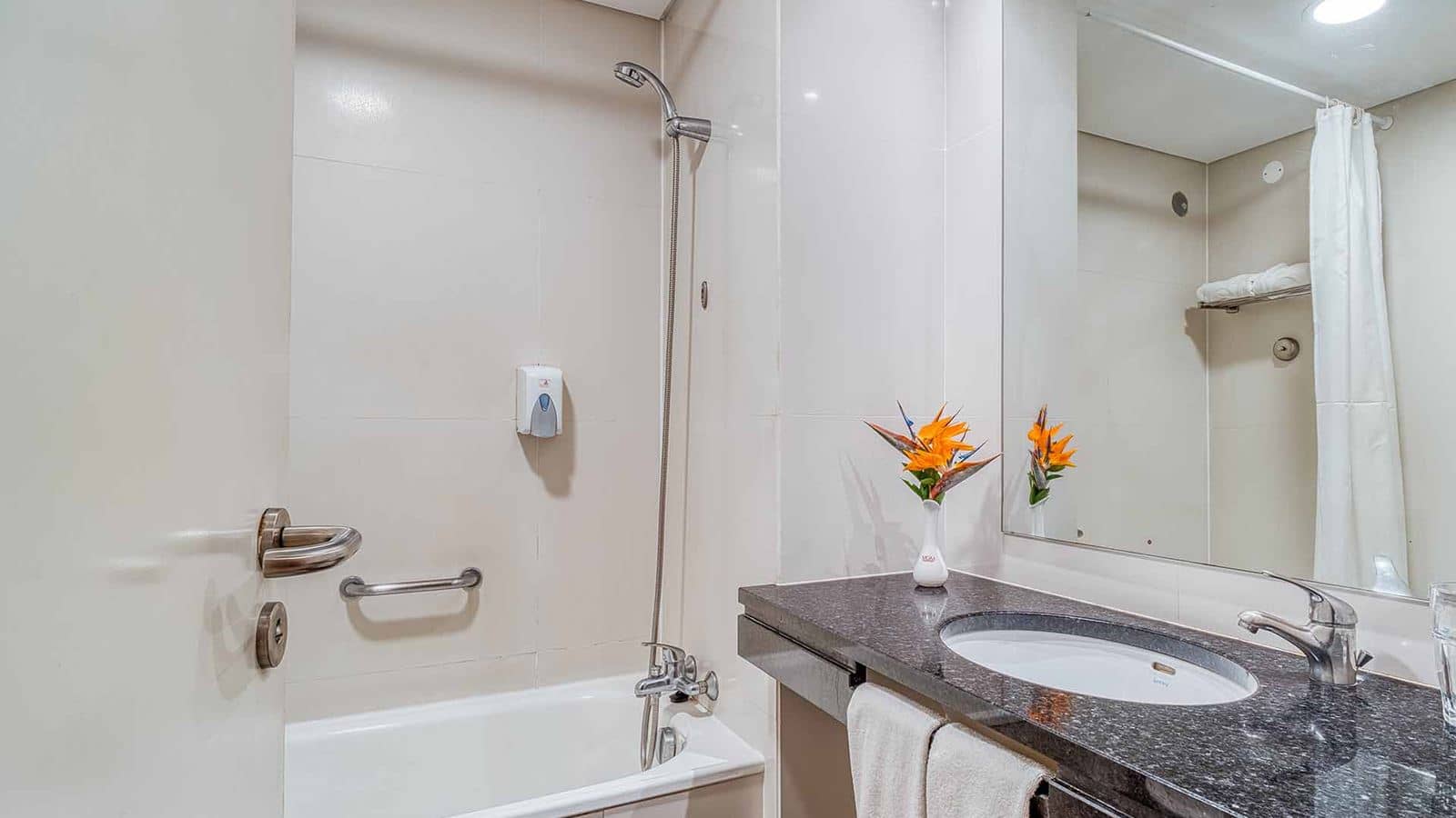 rooms-standard-sea-view