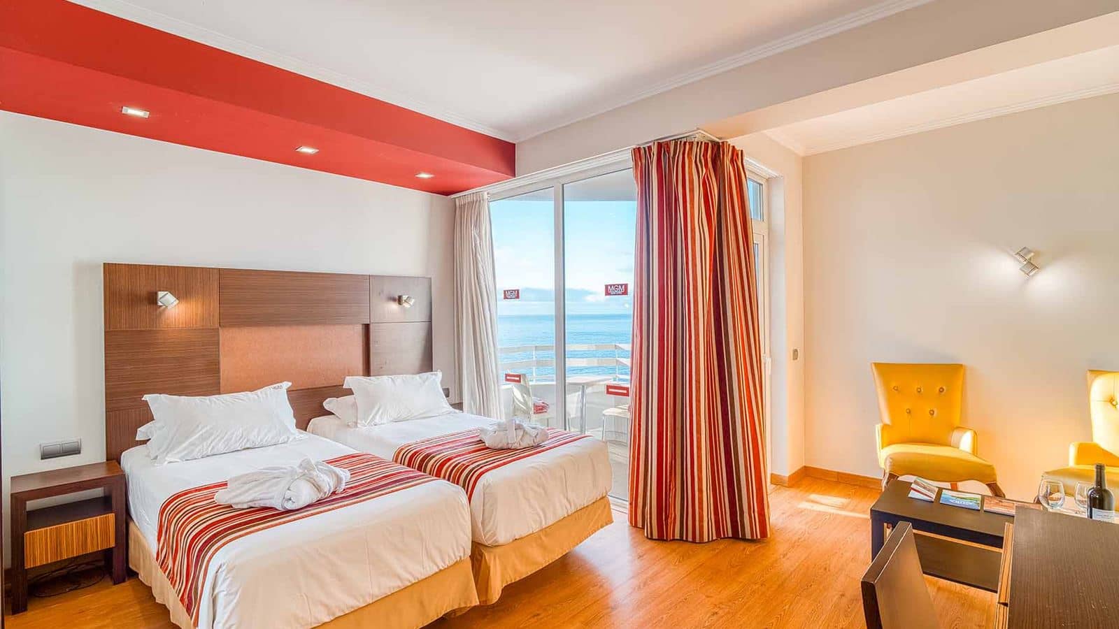 rooms-superior-sea-view