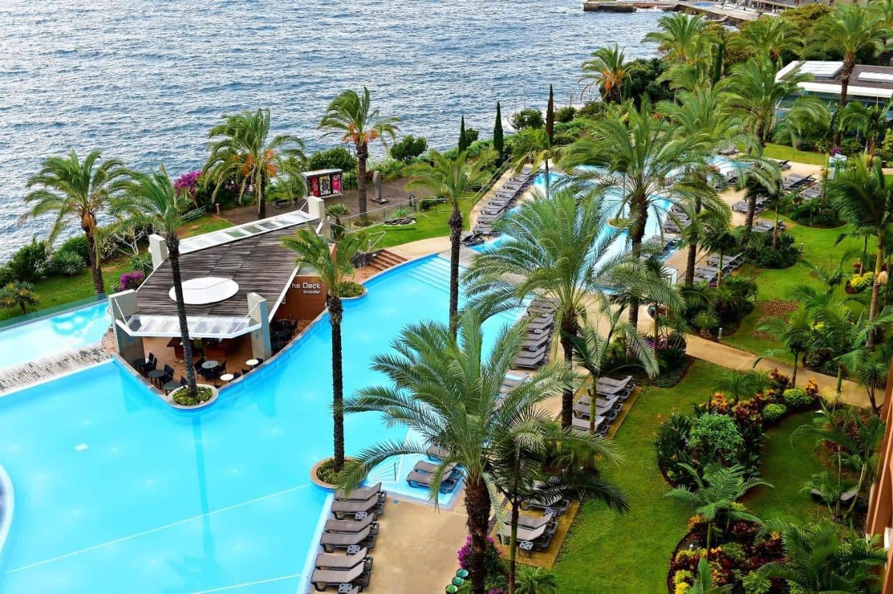 pools-outdoor-pool