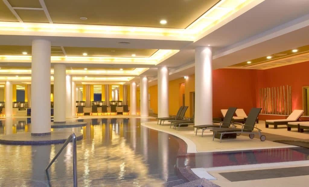 pools-indoor-pool