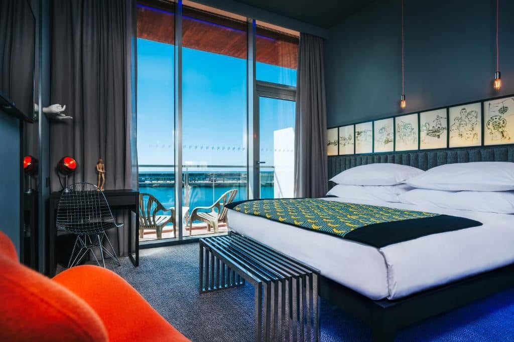 rooms-cr-superior