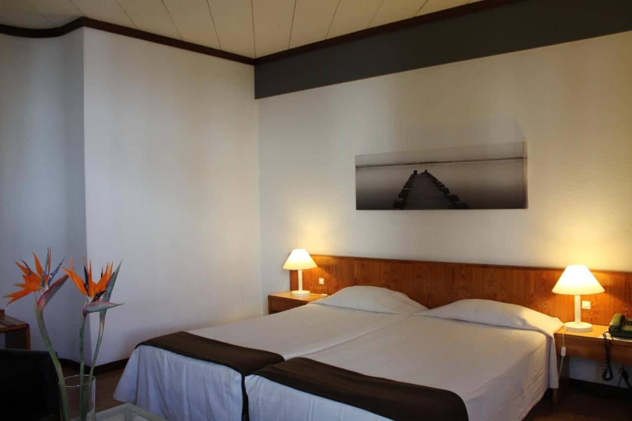 rooms-single-room