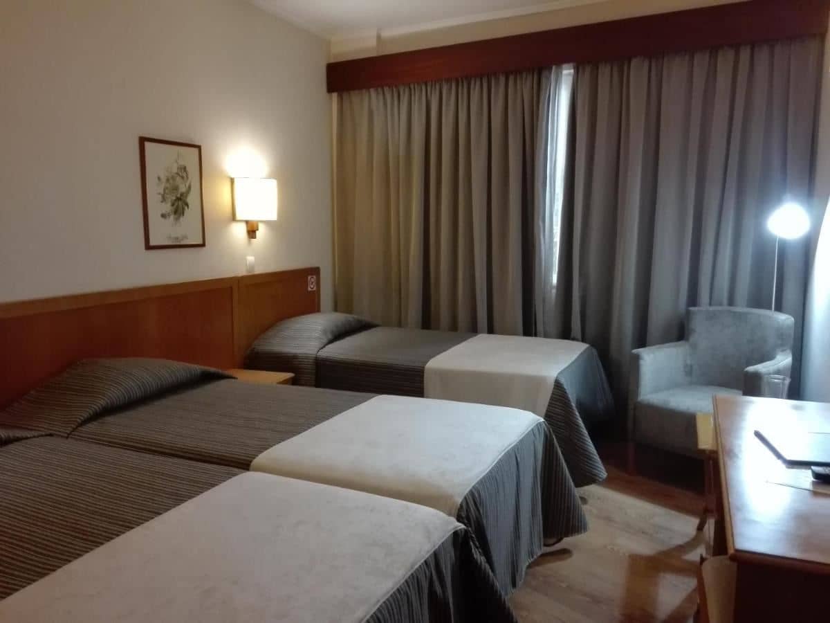 rooms-triple-room