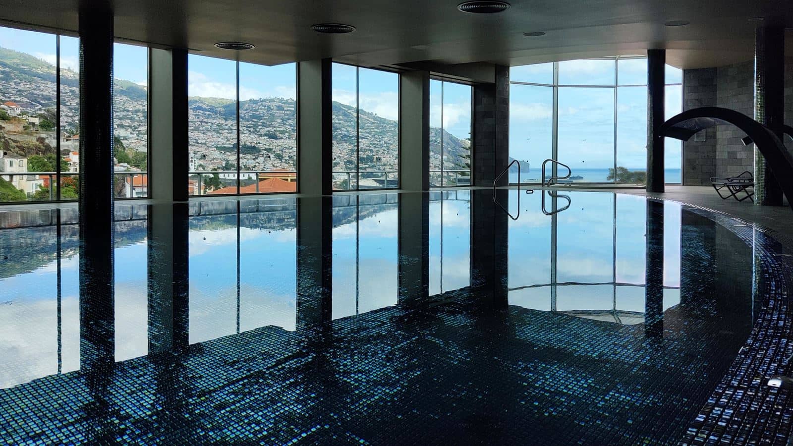 pools-indoor-pool