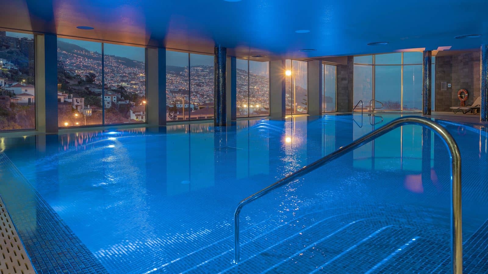 pools-indoor-pool