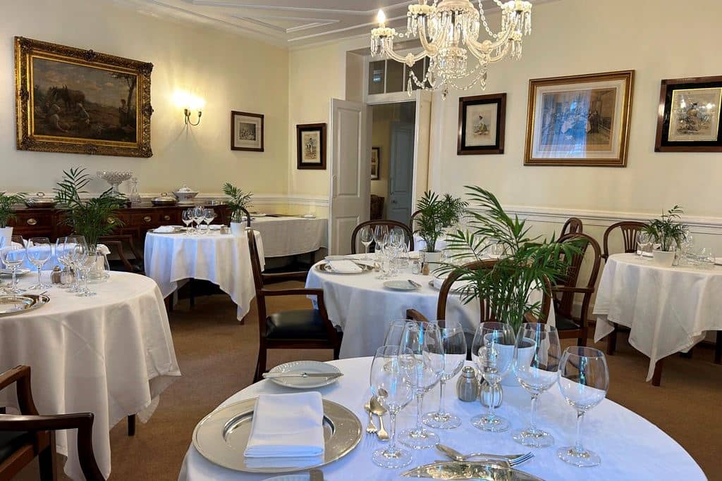 restaurants-restaurants