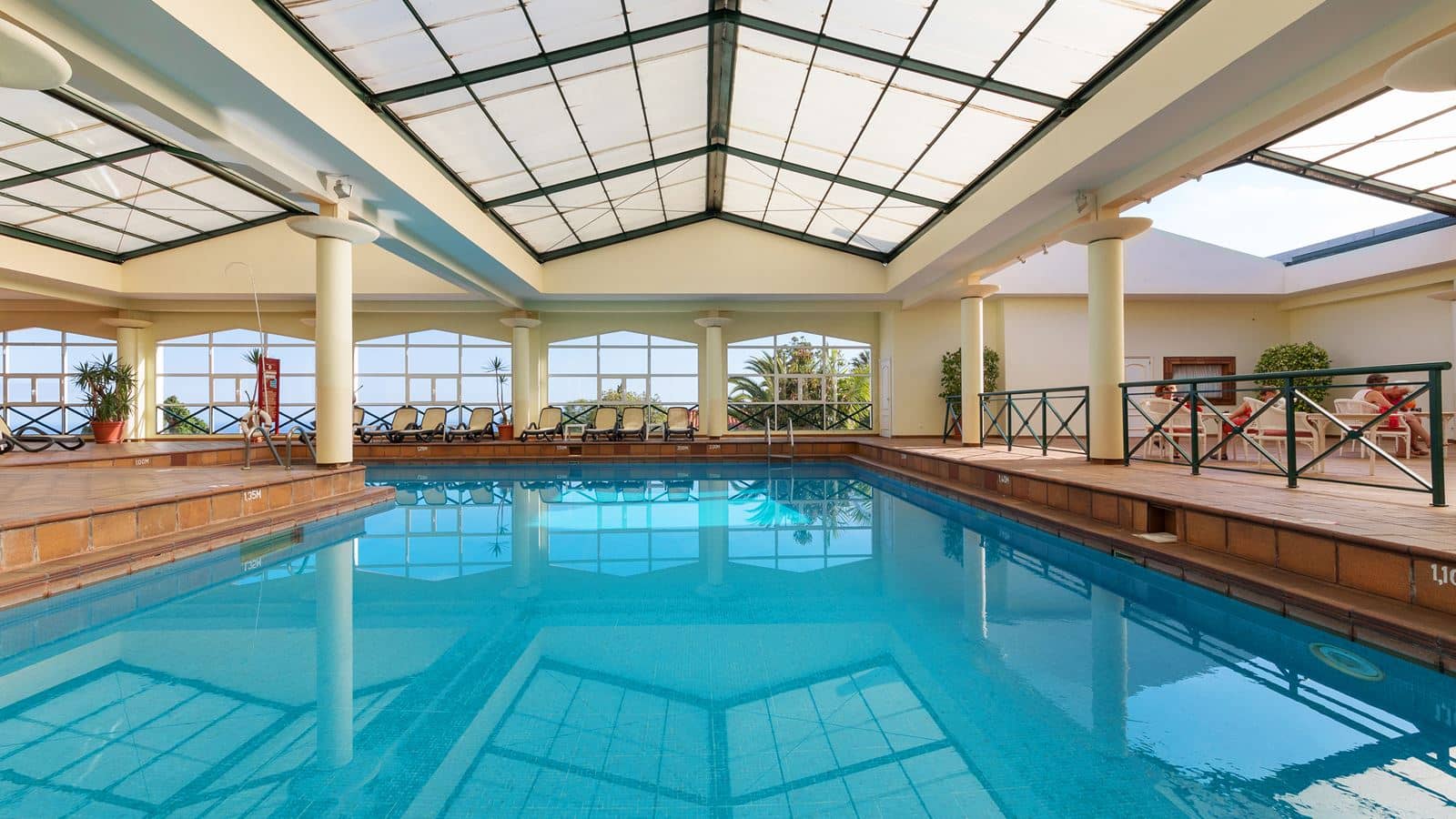 pools-indoor-pool