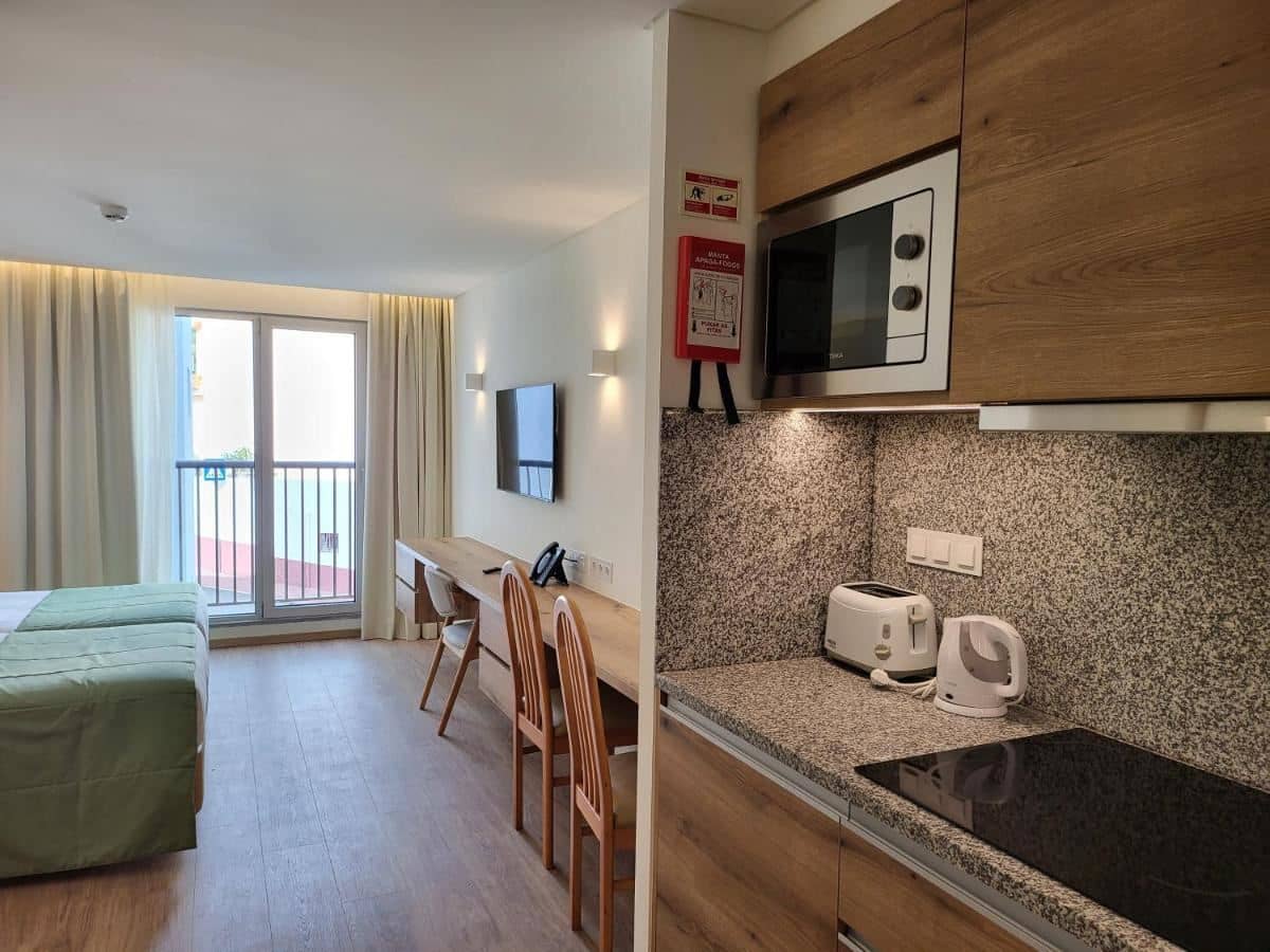 rooms-to--studio-superior-land-view