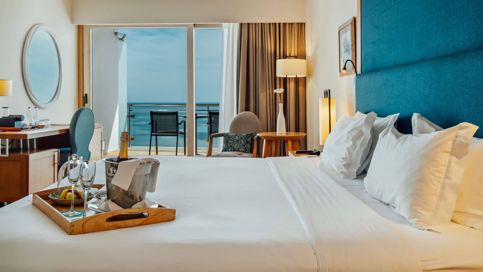 rooms-dx--dbl-bedoceanv-premium-deluxe