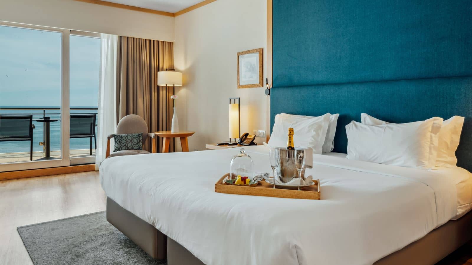 rooms-dx--dbl-bedoceanv-premium-deluxe