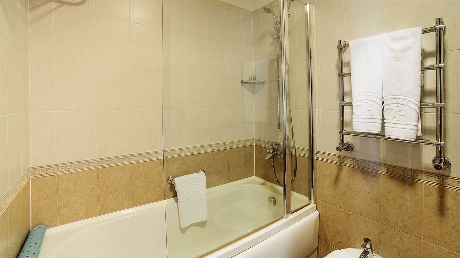 rooms-dbltwin-superioi-gv