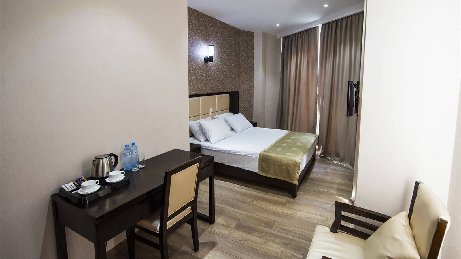 rooms-twindbl-room