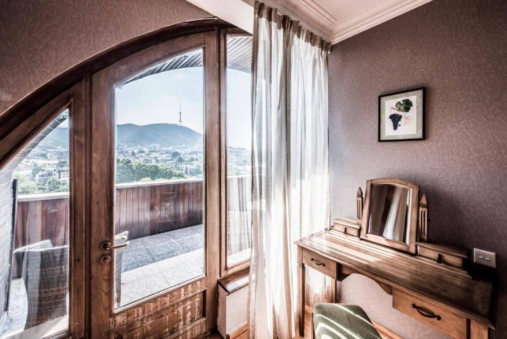 rooms-apartments