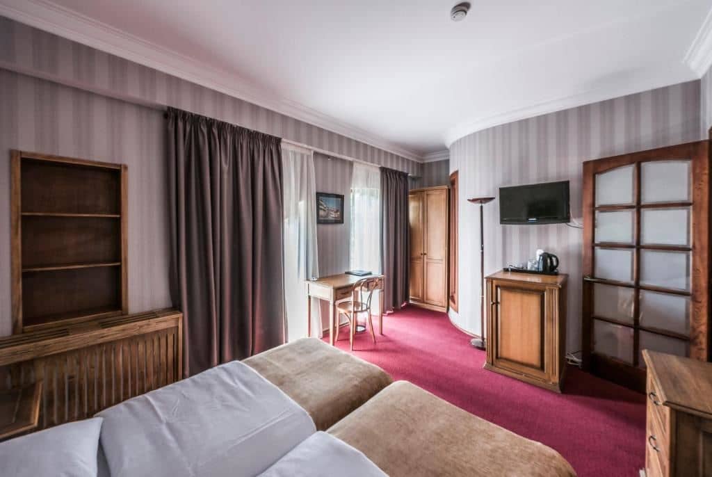 rooms-room-standard-twindbl