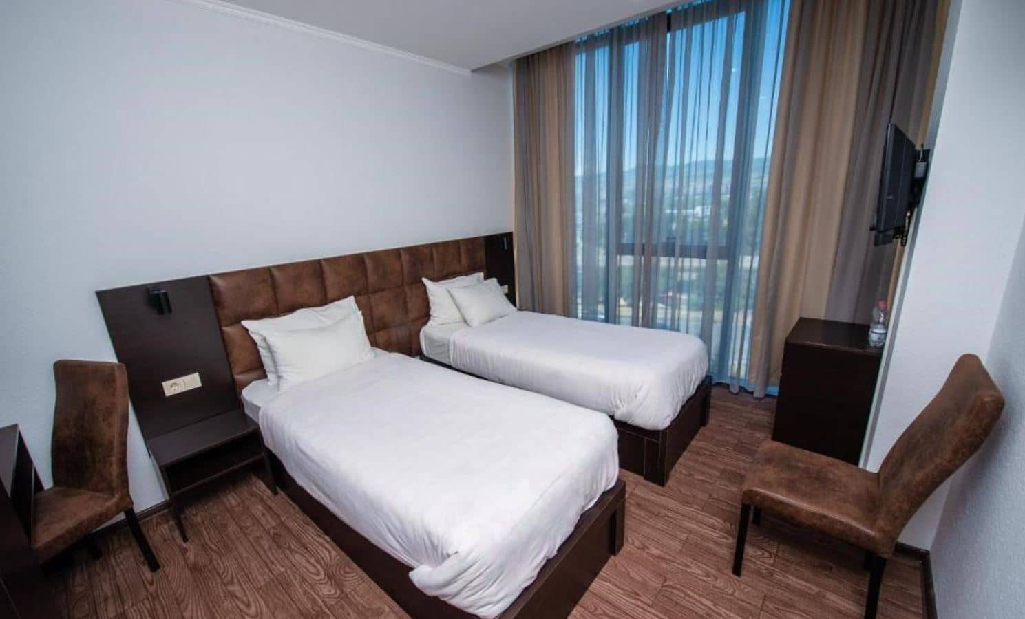 rooms-dbl-room