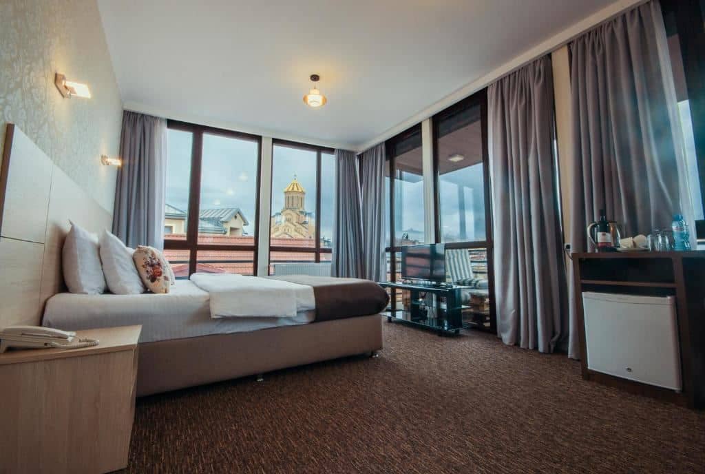 rooms-studio-room
