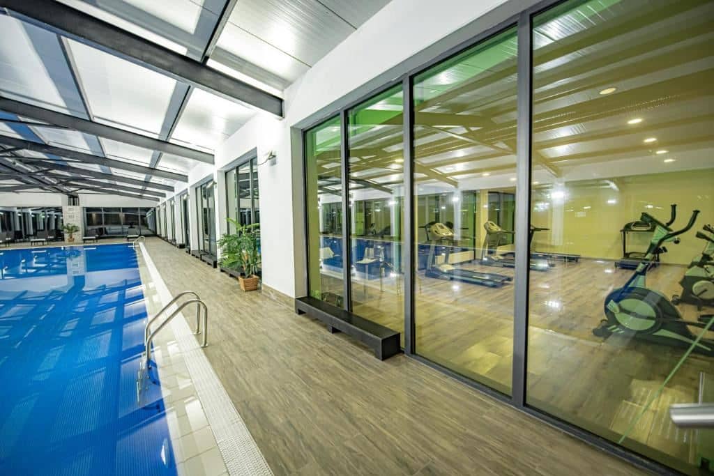 pools-indoor-pool