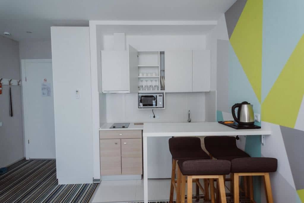 rooms-family-with-kitchenfamily-side-sea-view-and-kitchen