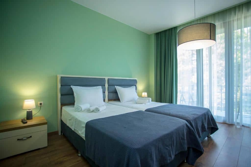 rooms-dbltwin-room