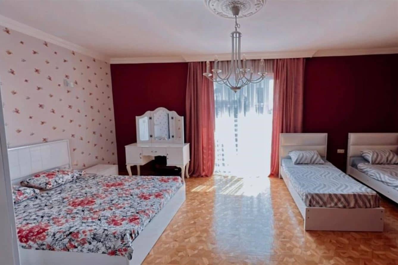 rooms-family-room