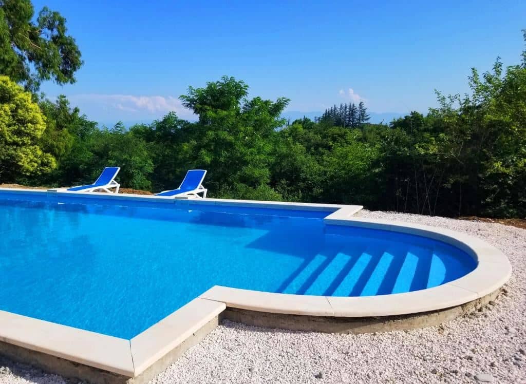 pools-outdoor-childrens-pool
